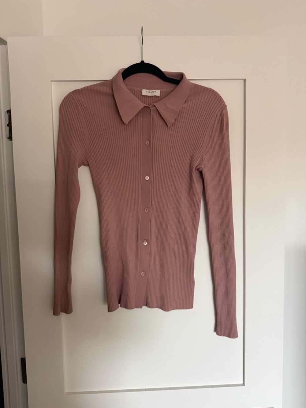 Babaton Ribbed Button-Front Collared Top in Mauve